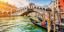 Besuche die Lagunenstadt Venedig Entdecke das Urlaubsziel Venedig mit dem Fernbus